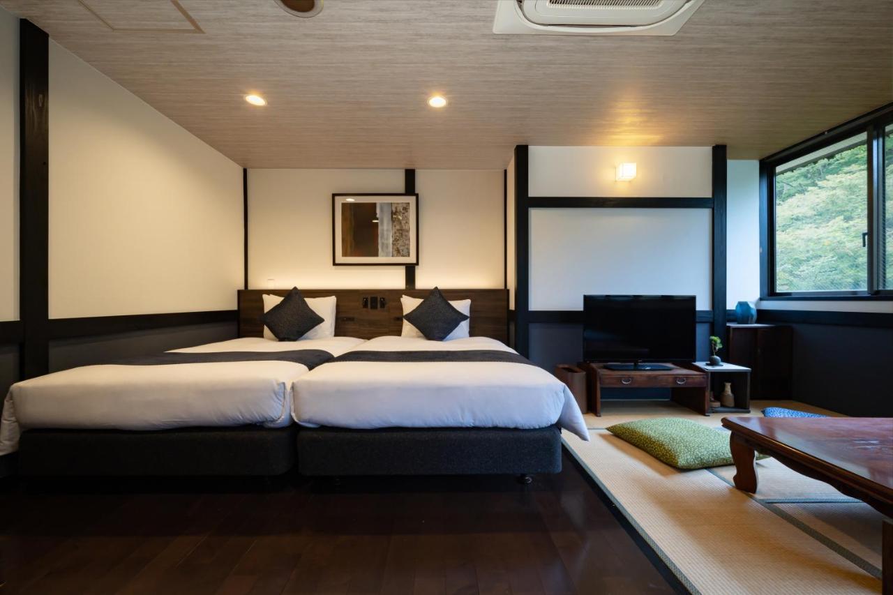 Onsen Guest House Tsutaya Hakone Exterior foto
